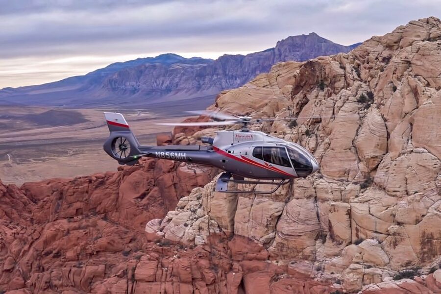 Las Vegas: Red Rock Canyon Helicopter Landing Tour - Who should book this flight