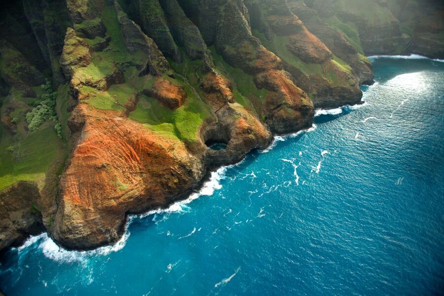 Lihue: Deluxe Waterfall Safari Helicopter Tour - Waimea Canyon and Kauai’s red interior