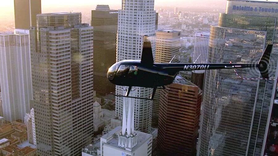 Los Angeles: Downtown Landing Helicopter Tour - Key points at a glance