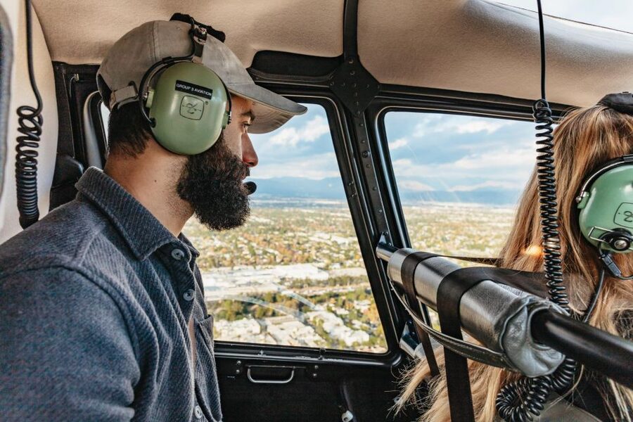Los Angeles: Private 1-Hour Sightseeing Helicopter Tour - Malibu Canyon and the Santa Monica Mountains