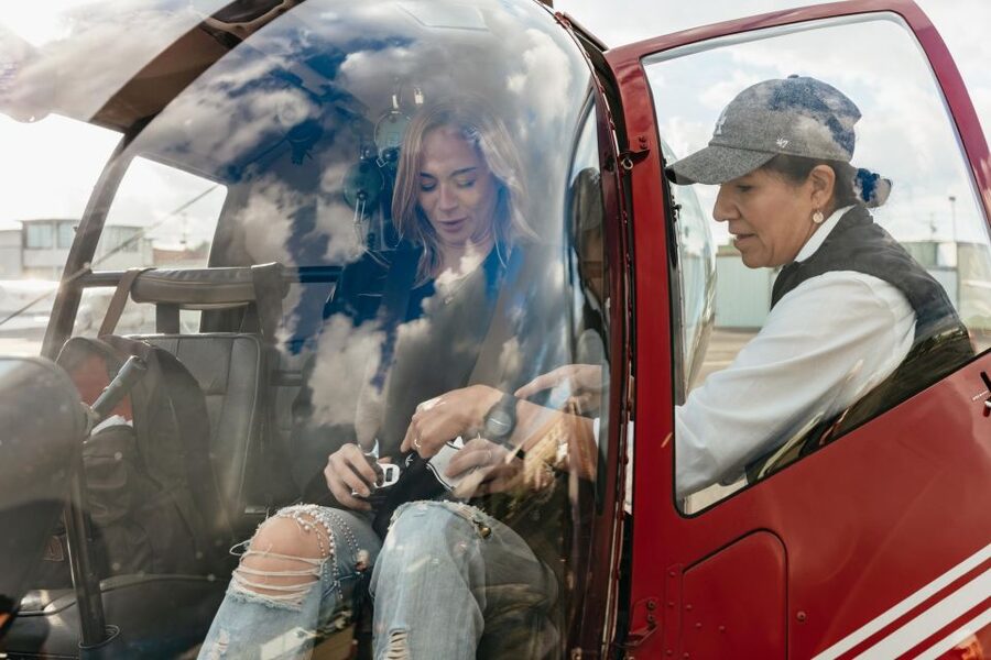 Los Angeles: Private 1-Hour Sightseeing Helicopter Tour - Sunset Strip, Hollywood, and the city center