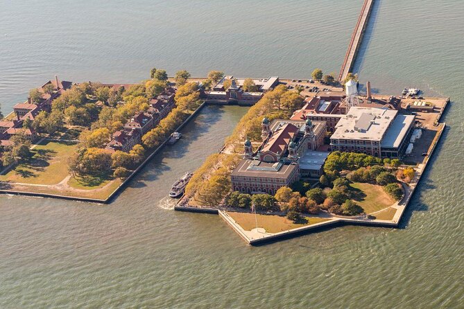 Manhattan Helicopter Tour from Westchester (Shared) - Key points before you book