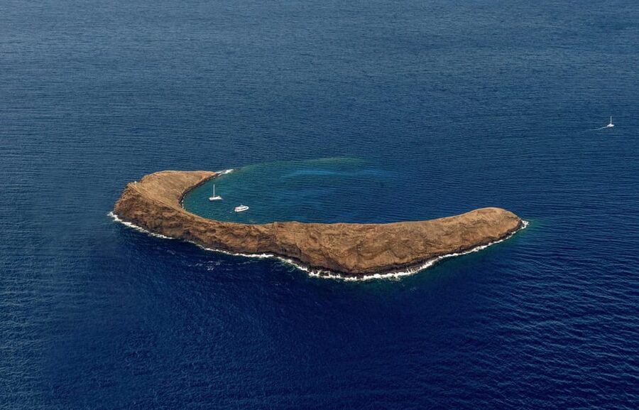 Maui and Molokai: Spectacular Helicopter Tour - Booking, Cancellation, and Timing