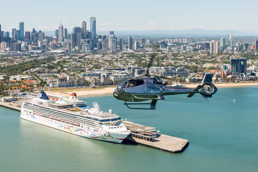 Melbourne: City and Bayside Helicopter Tour - Finding the J7 submarine near Sandringham