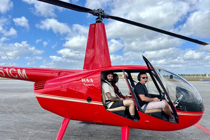 Miami Helicopter Tour: Best Sightseeing Adventure in Miami - What the Robinson R44 flight is like