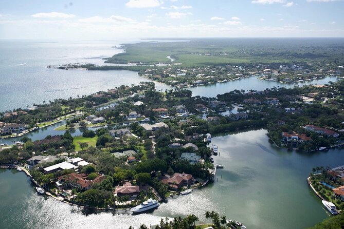 Miami Private Helicopter Tour for 3 Passengers - Key Biscayne and the open water