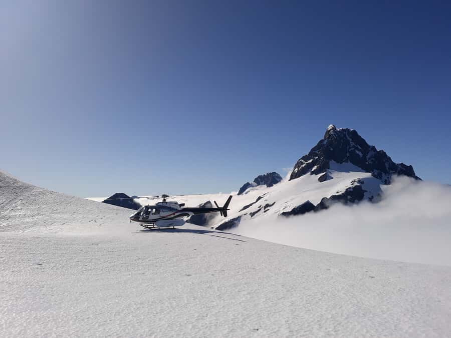 Milford Sound: Glacier and Waterfall Helicopter Experience - Key points at a glance