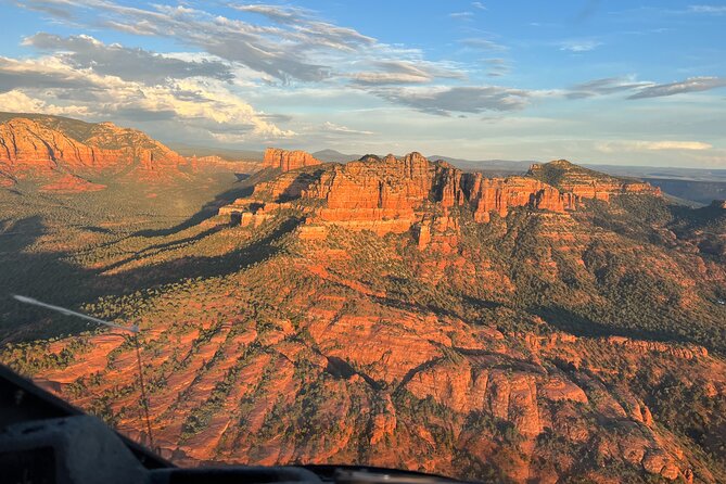 Mogollon Rim (80+ Mile) - Sedona Helicopter Tour - Ancient ruins in Boynton, Long, and Sycamore Canyon