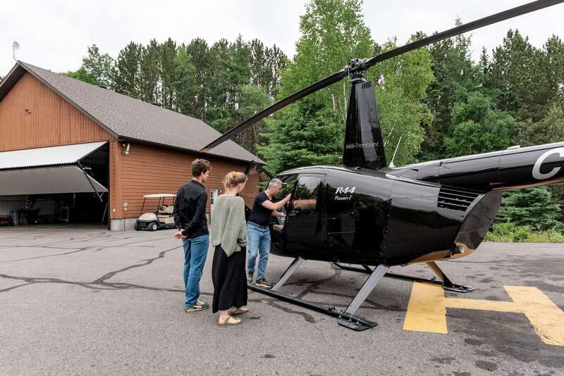 Mont Tremblant: Helicopter Tour with Optional Stopover - The 30-minute flight and mountain stopover