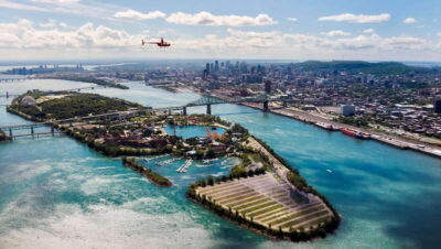 Montreal: Guided Helicopter Tour
