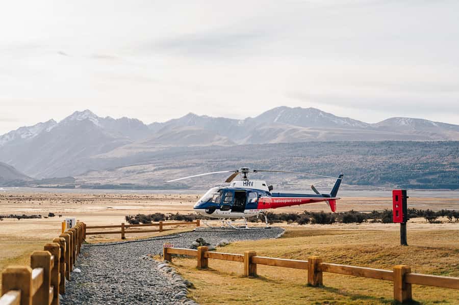 Mount Cook: 25-Minute Alpine Vista Helicopter Flight - From Glentanner to the Ben Ohau peaks