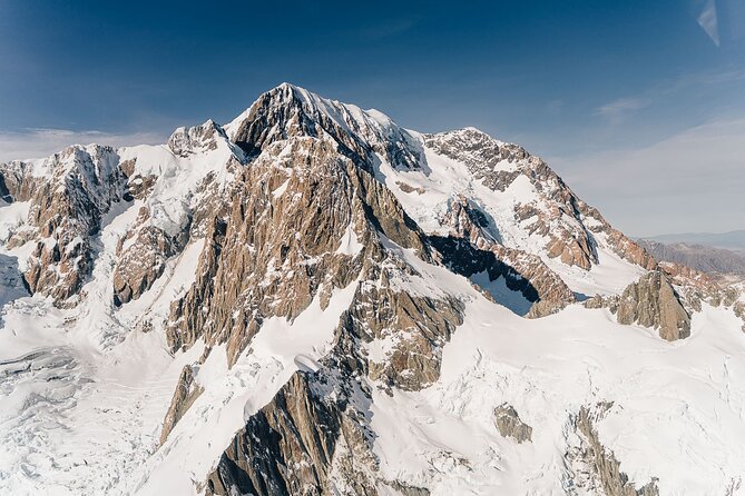 Mount Cook Alpine Explorer Helicopter Flight with Alpine Landing - What the $359.62 price delivers