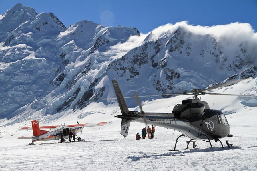Mount Cook: Ski Plane and Helicopter Glacier Combo Flight - Weather is part of the experience