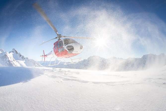 Mount Cook Spectacular Helicopter Flight from Franz Josef - From Franz Josef township to the glacier ice