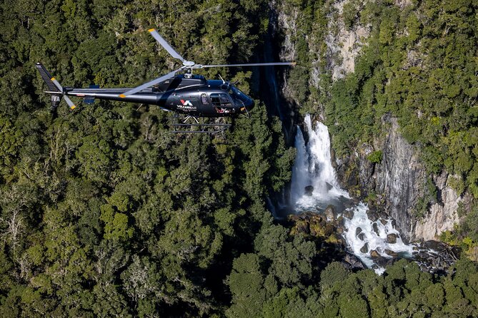 Mount Tarawera Volcanic Adventure by Helicopter - Mt. Tarawera is the reason to take this flight