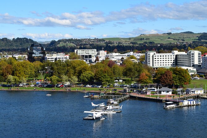 Mount Tarawera Volcanic Adventure by Helicopter - Who will enjoy this most