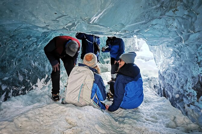 Mt Cook Small Group Tour & Heli Hike Combo from Queenstown - Kawarau Gorge and the road to Cromwell