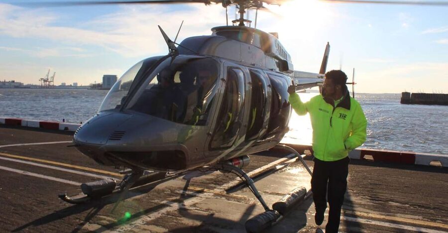 New Jersey: New York City Night Skyline Helicopter Tour - Why a helicopter makes New York feel different