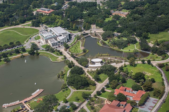 New Orleans Helicopter City Tour - What the pilots add to a short flight