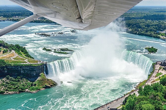 Niagara Falls Breathtaking Aerial Tour on Plane with iflyTOTO - From Niagara District Airport to the Open Sky