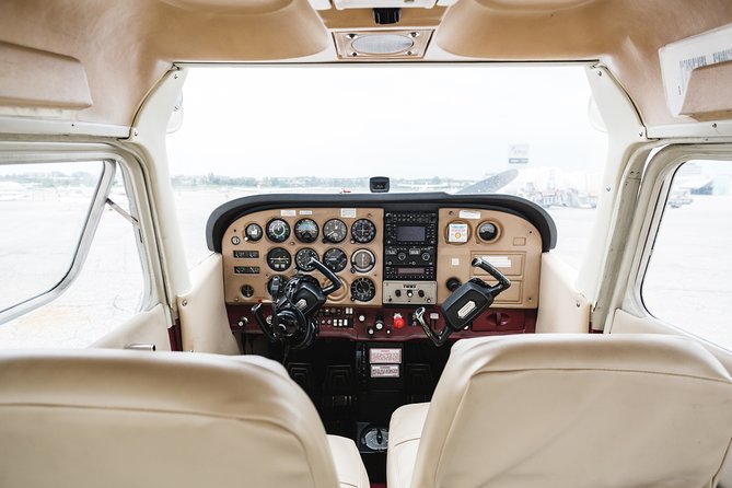 Niagara Falls Breathtaking Aerial Tour on Plane with iflyTOTO - What the Aerial Route Shows You