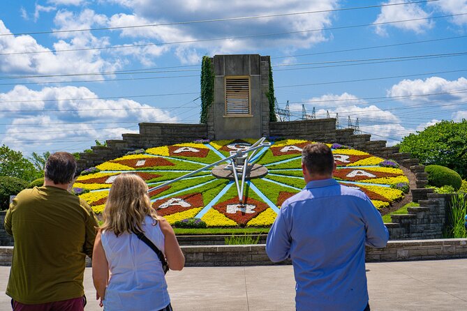 Niagara Falls Canada: Helicopter + Boat + Lunch & more US Pick-up - The Floral Clock is a quick photo stop