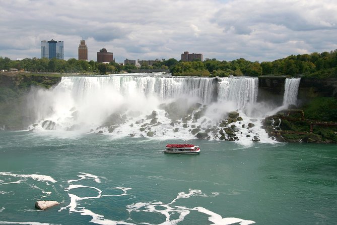 Niagara Falls Canada Tour: Helicopter, Boat, Behind Falls & Lunch - The 12-minute helicopter flight