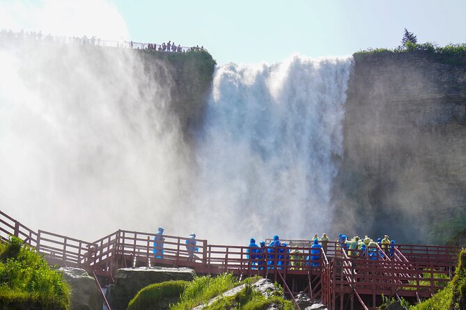 Niagara Falls Small Group Tour w/Helicopter and Maid of the Mist - The eight-minute helicopter flight