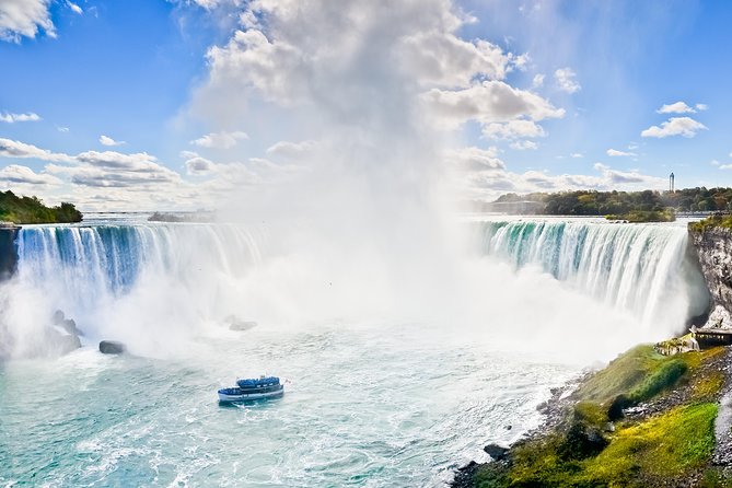 Niagara Falls USA Premium Tour: Helicopter & Maid of the Mist - Guides make or break a tight schedule