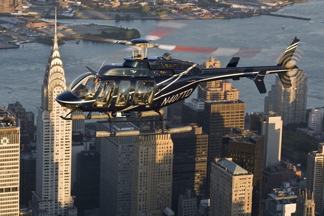 NY Helicopter Tour: Manhattan Highlights (Heliport fees Incl.) - The Hudson side of Manhattan