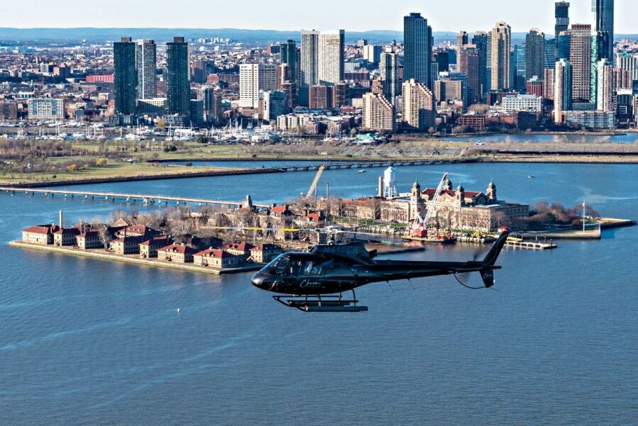 NYC: Big Apple Helicopter Tour - The Statue of Liberty and New York Harbor