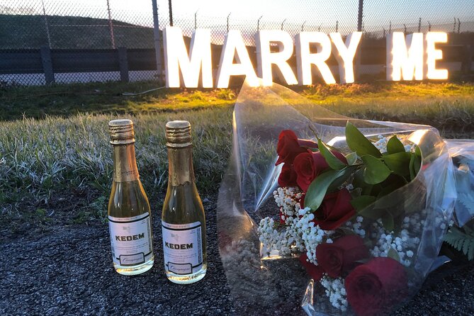 NYC Helicopter Proposal Tour with Photos and Champagne - Why this proposal feels genuinely private