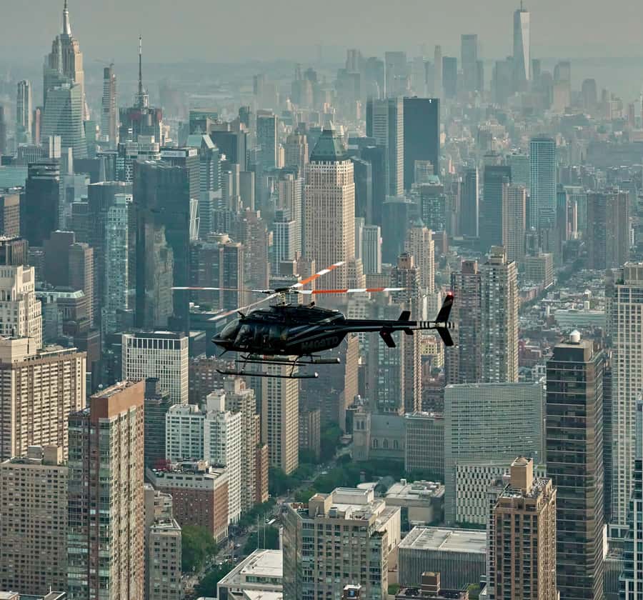 NYC: Manhattan Sightseeing Helicopter Tour - Check-in, safety, and the small aircraft