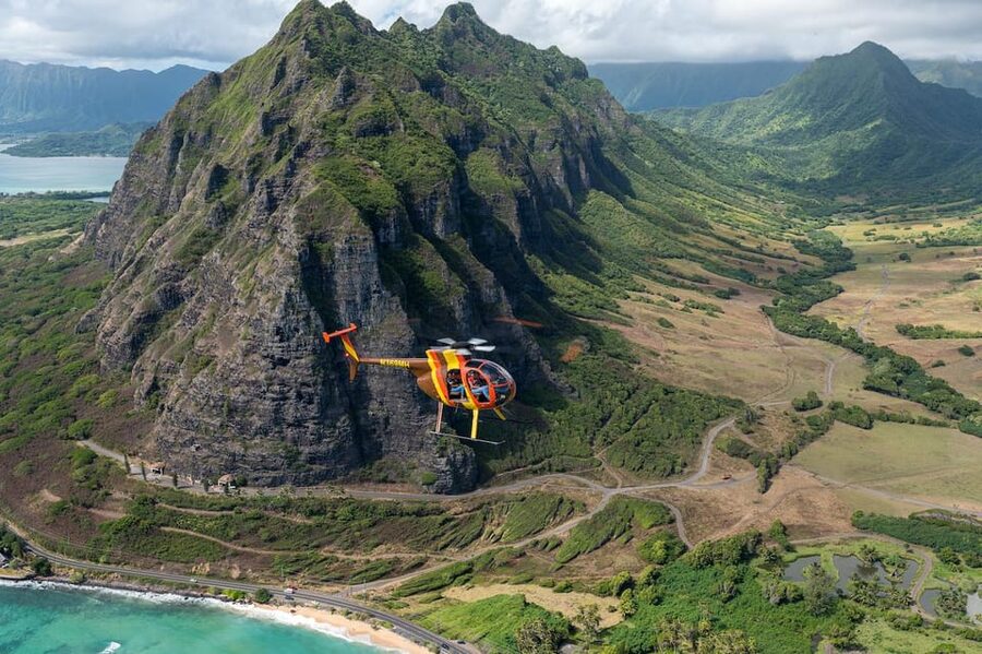 Oahu: Magnum P.I. Doors-Off Helicopter Tour - Sacred Falls and the Koolau mountains