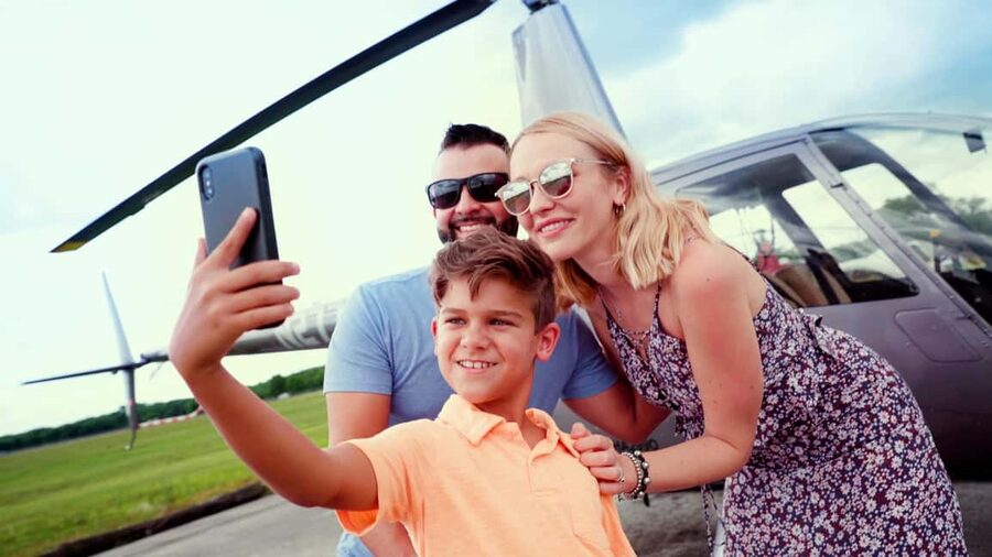 Orlando: Narrated Day Helicopter Flight Over Theme Parks - What you can see around Universal and Disney