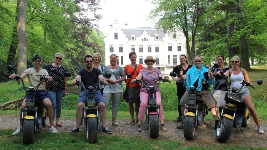 Otterlo: E-chopper rental - Choosing between local stories and the fungame