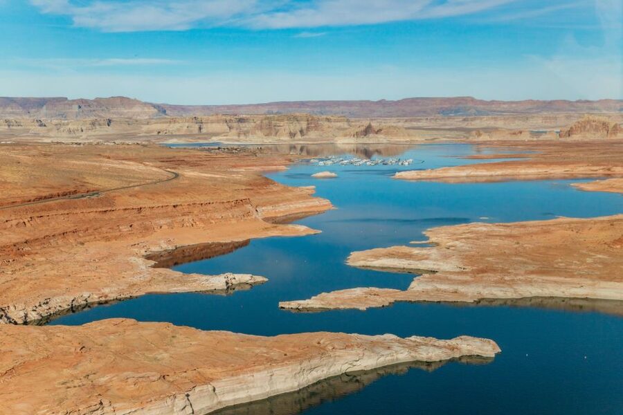 Page: Horseshoe Bend Helicopter Flight & Tower Butte Landing - Following the Colorado River toward Tower Butte