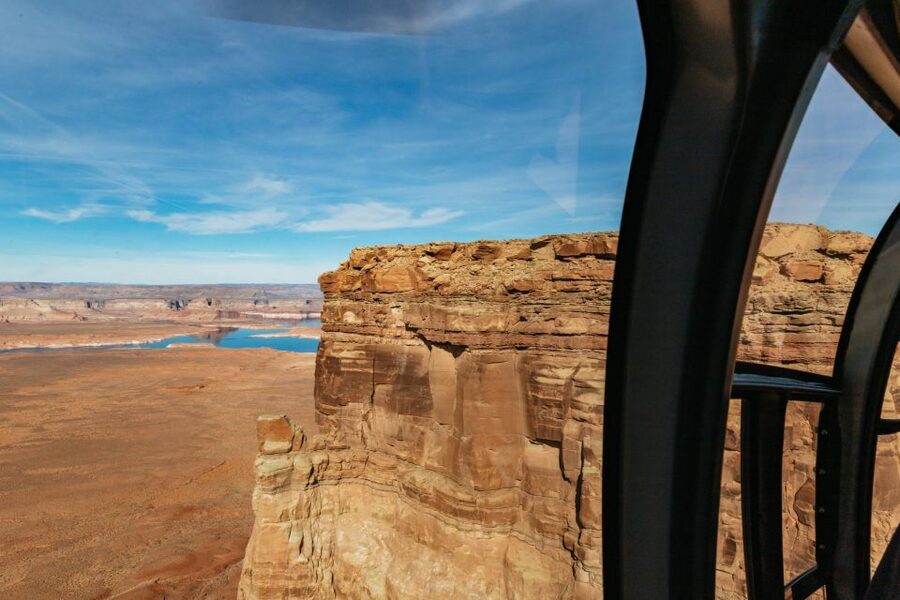 Page: Horseshoe Bend Helicopter Flight & Tower Butte Landing - Who will enjoy this flight most