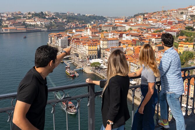 Porto 360°: Helicopter Flight, Guided Walking Tour & River Cruise - Finishing at Ribeira