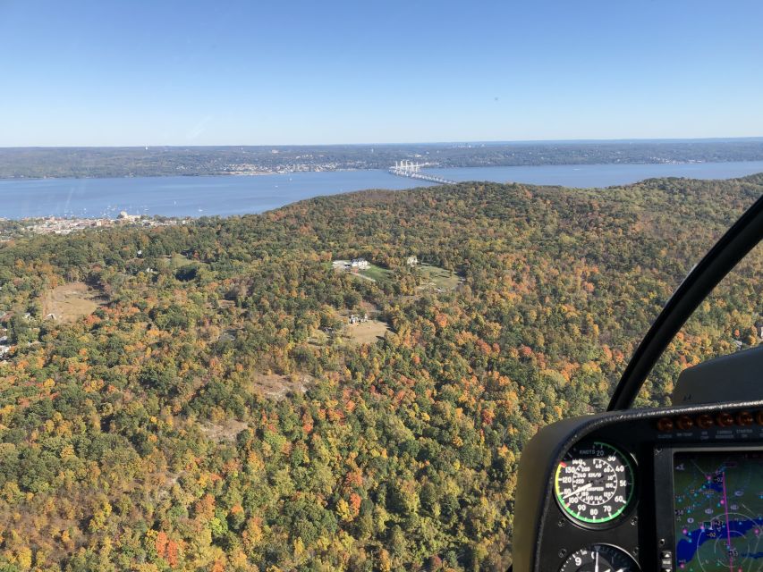 Private Fall Foliage Helicopter Tour of the Hudson Valley - Why a helicopter is a fine way to see the Hudson Valley