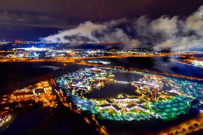 Private Helicopter 77 Miles Fireworks Tour over all Theme Parks - Seeing Orlando’s fireworks from above