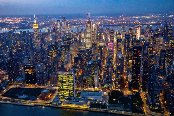Private Romantic NYC Helicopter Scenic Charter with Champagne - Champagne is a toast, not a full bottle