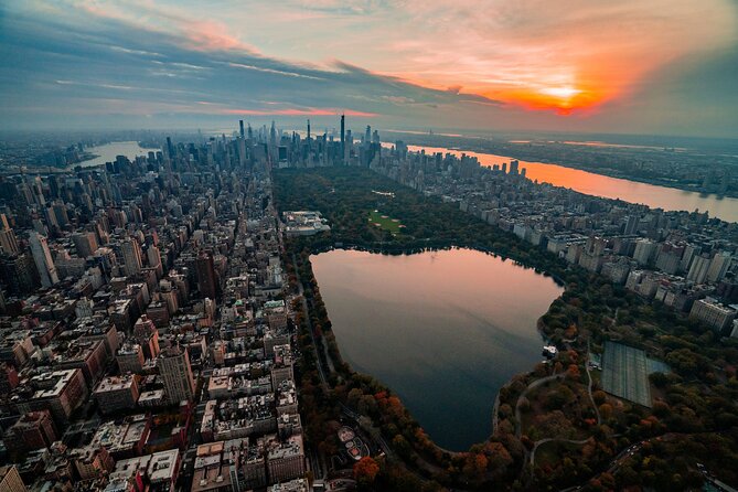 Private Romantic NYC Helicopter Scenic Charter with Champagne - The harbor views around the Statue of Liberty and Ellis Island