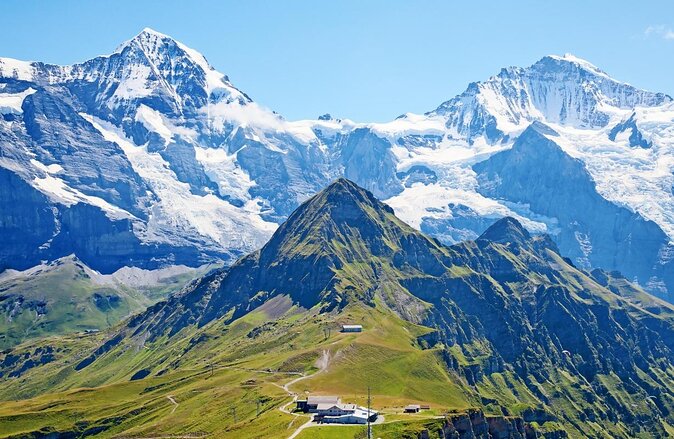 Private Swiss Alps helicopter tour over snow covered mountain peaks and glaciers - Key points before you book