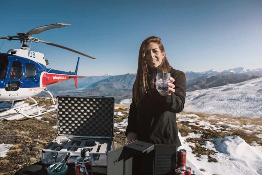 Queenstown: Helicopter Flight and Gin Tasting Tour - The mountaintop flight and first gin