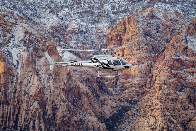 Red Rock Canyon Helicopter Air-Only Tour in Las Vegas - Comfort, seating, and practical limits
