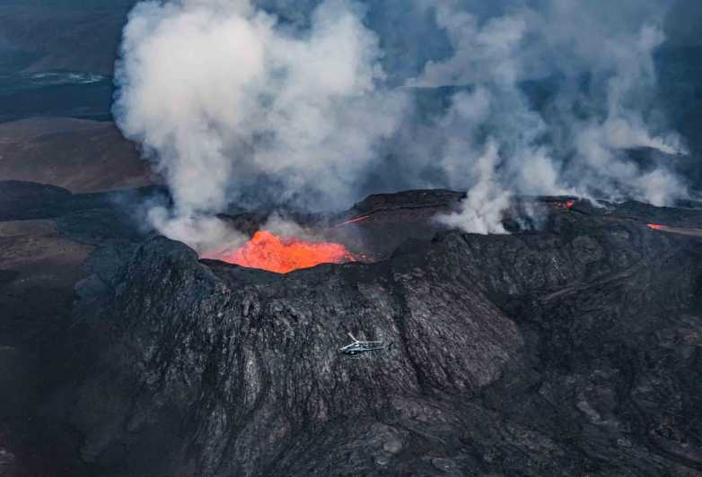Reykjavik: 45-Minute Volcano Sightseeing Helicopter Tour - Key points to know before you book