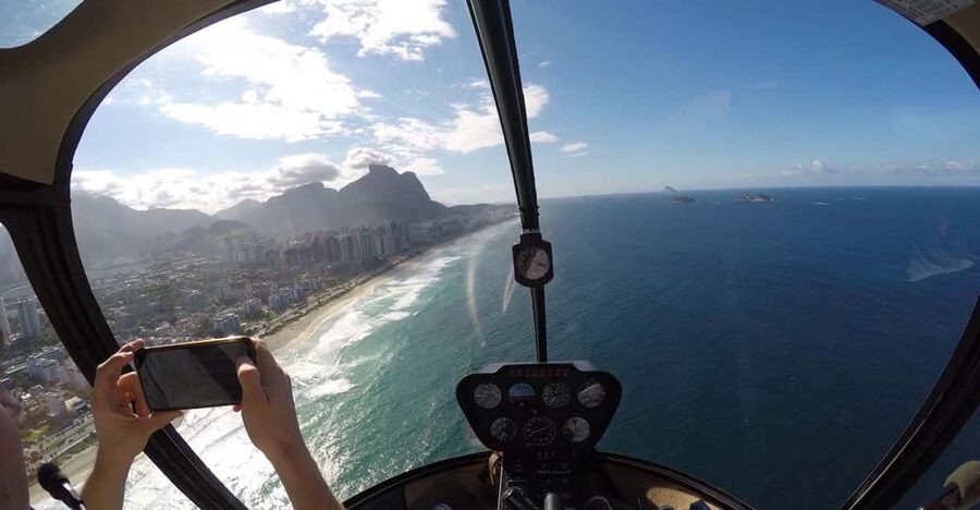 Rio de Janeiro: 30-Min Helicopter Ride with Transfers - Weather can decide how much you see