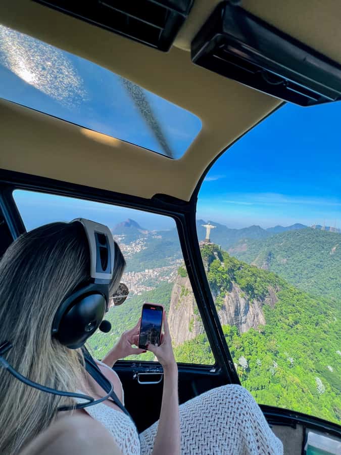 Rio de Janeiro: Helicopter Flight Christ the Redeemer 30 min - Pedra da Gávea and the São Conrado coast