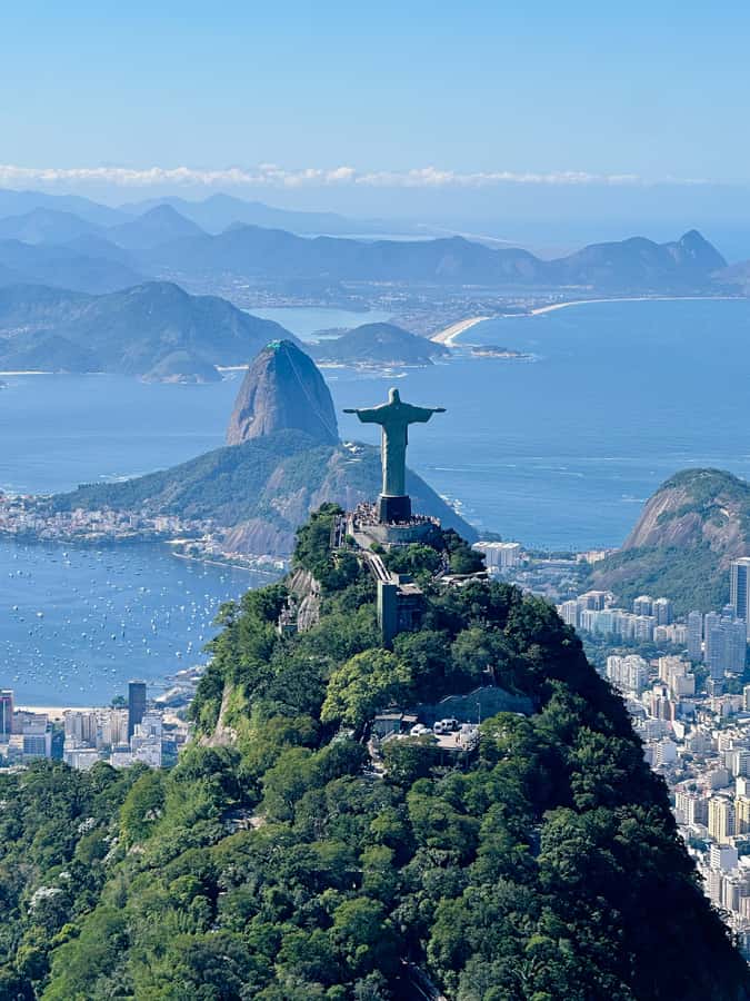 Rio de Janeiro: Helicopter Flight Christ the Redeemer 30 min - Lagoon, Jockey Club, and the green center of Rio